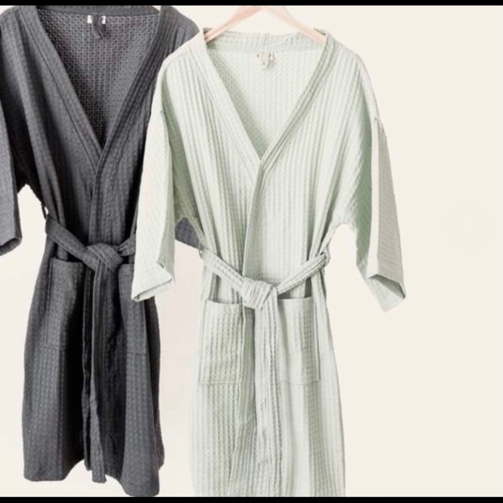 NEW Mint Bathen Robe